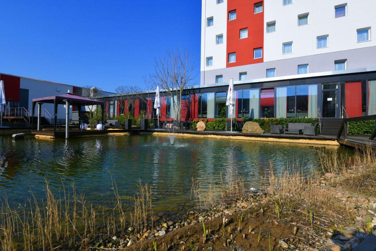 Skybasic Merseburg Exterior photo